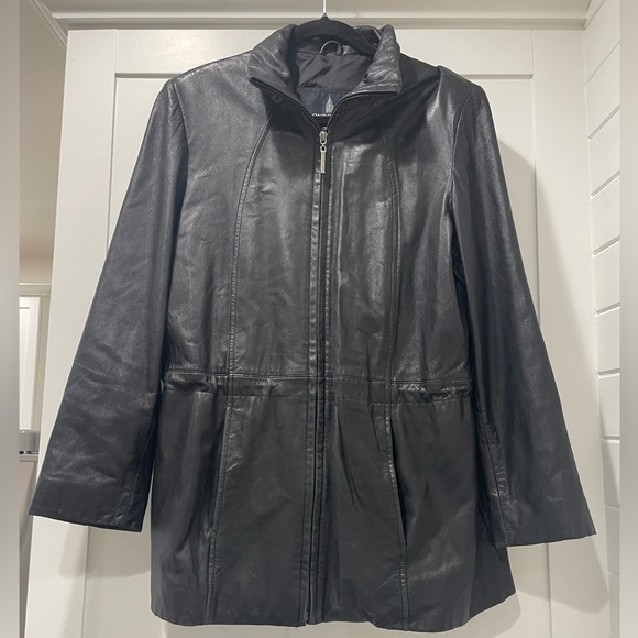 London Fog Leather Jacket Size M - Picture 1 of 5